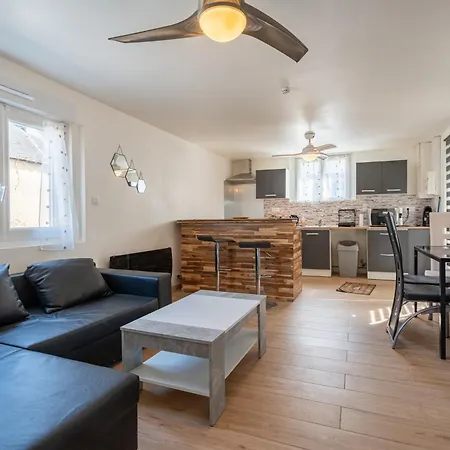 Holiday home Maison Zen - 20 Min Du Centre Du Mans *