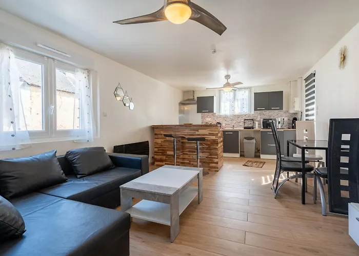 Дом отдыха Maison Zen - 20 Min Du Centre Du Mans *