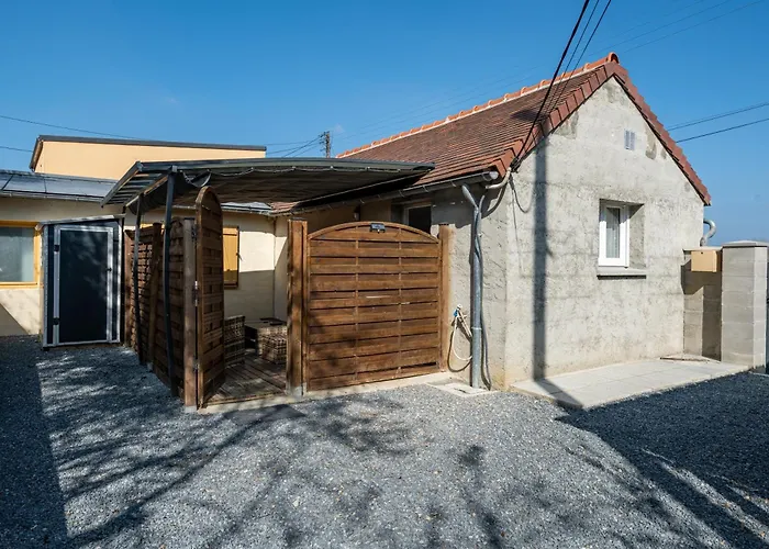 Дом отдыха Maison Zen - 20 Min Du Centre Du Mans *